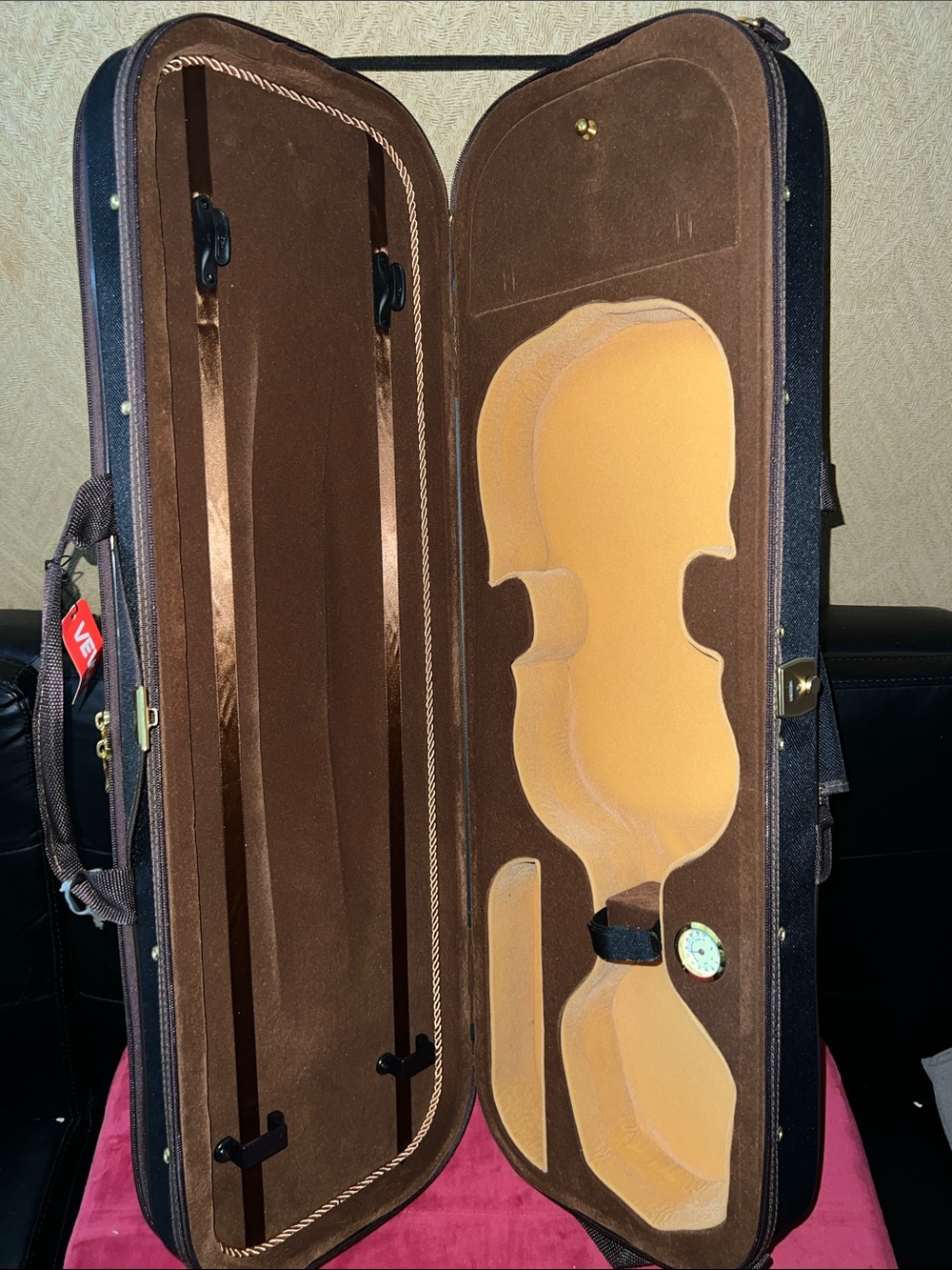 VEVOR 4/4 Full Size Violin Case, Built-in Hygrometer, New with tag and key. - Picture 12 of 16